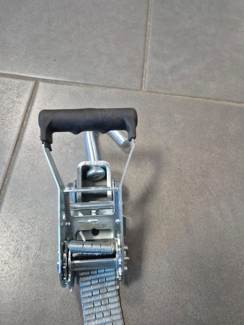 Chinga auto 3.5m - carlige rotative - (banda 3,5 cm)