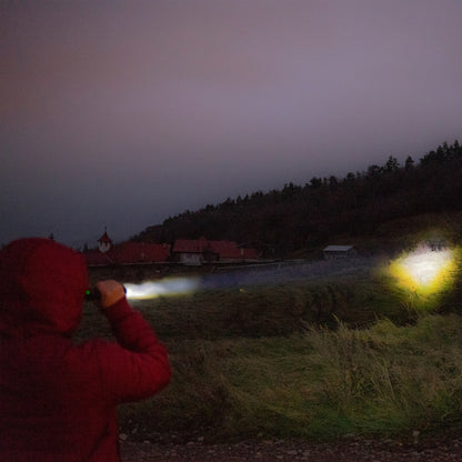 Pachet Lanterna PNI Adventure F300 cu LED in 3 culori, alb, rosu, verde, max. 10W, IPX6 + Sticky Pad Drapel