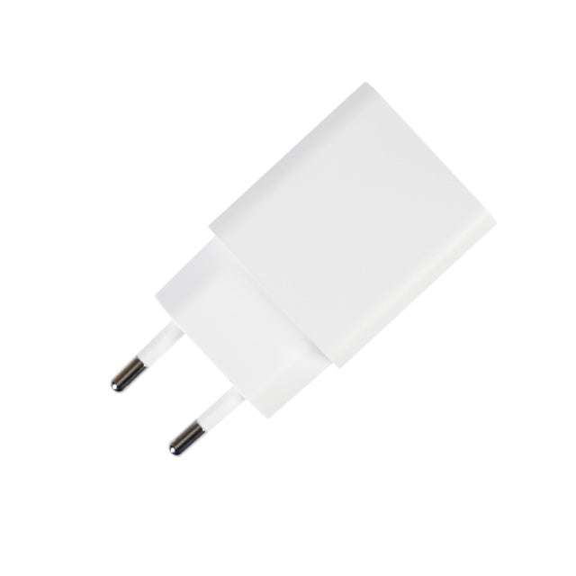 Pachet lanterna PNI Adventure F420 din aluminiu cu LED 10W, 1000lm, pana la 420m, cu 2 acumulatori inclusi, 8000 mAh tip 26650 si alimentator PNI CHG300 cu port USB C, QC3.0, PD3.0, PPS si port USB-A,