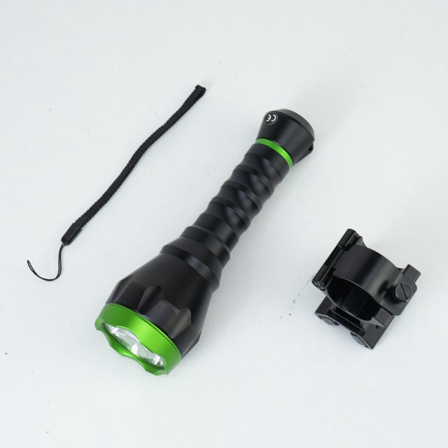 Pachet Lanterna PNI Adventure F750 Green Light din aluminiu si suport de montaj magnetic PNI FLM33