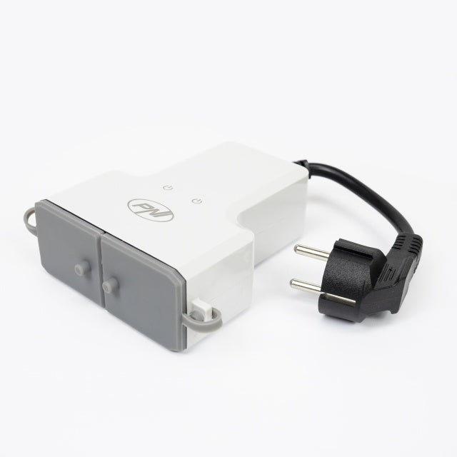 Priza inteligenta dubla de exterior PNI SafeHome PT840S WiFi comanda prin internet, aplicatie de mobil Tuya Smart, integrare in scenarii si automatizari smart cu alte produse compatibile Tuya, Alexa s