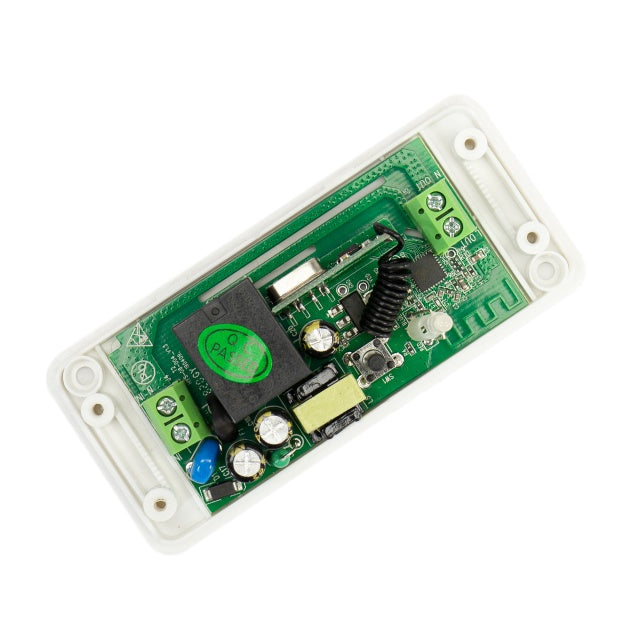 Releu inteligent PNI SafeHome PT09 Remote WiFi, 10A, comanda prin internet, aplicatie de mobil Tuya Smart, integrare in scenarii si automatizari smart cu alte produse compatibile Tuya, Alexa si Google
