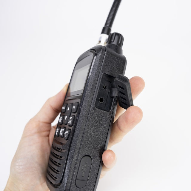Statie radio CB portabila PNI Escort HP 92, multi standard, 4W, 12V - 24V, AM-FM, NRC, Dual Watch, Roger Beep, ASQ SQ reglabil, VOX